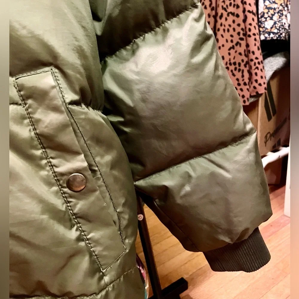 VTG Def Jam Puffer - Picture 4 of 7